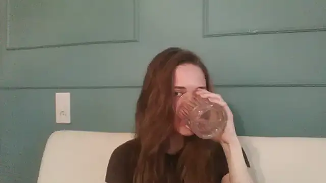 Vyressa online show from 6, 3, 2026