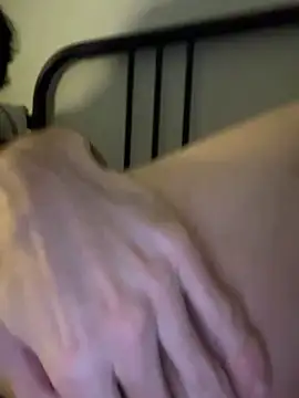 SnakeBit3s online show from 4, 2, 2026