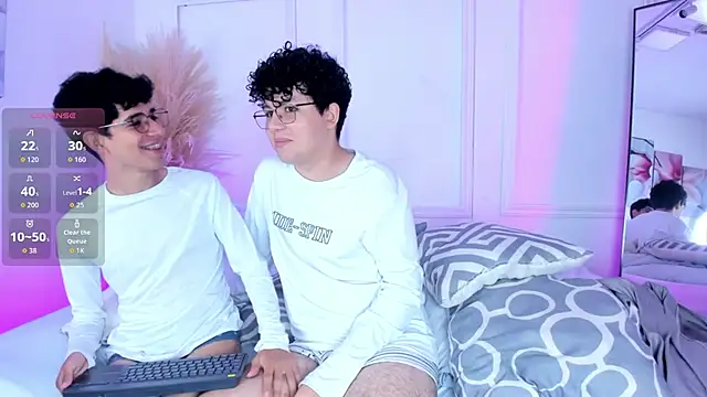 Snapshot of ian_and_austin chatting on 13, 1, 2026 ian and austin online show from 13, 1, 2026