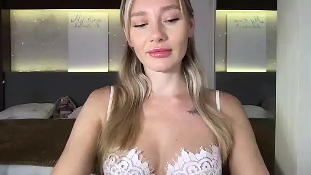 Snapshot of Stella_muse chatting on 17, 6, 2026 Stella muse online show from 17, 6, 2026