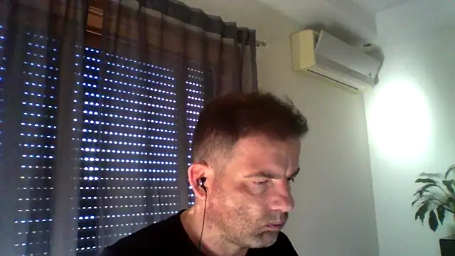 Snapshot of _grj1 chatting on 28, 4, 2026 grj1 online show from 28, 4, 2026