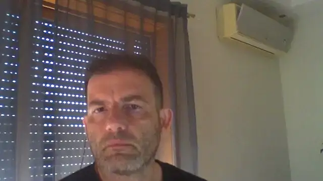 Snapshot of _grj1 chatting on 29, 4, 2026 grj1 online show from 29, 4, 2026