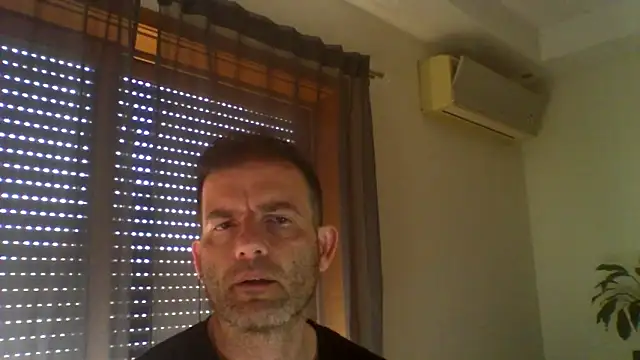 Snapshot of _grj1 chatting on 30, 4, 2026 grj1 online show from 30, 4, 2026
