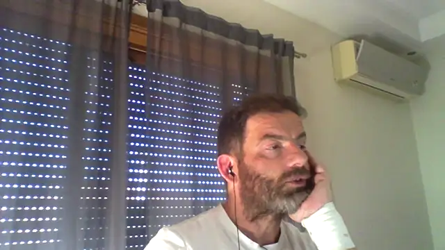 Snapshot of _grj1 chatting on 28, 5, 2026 grj1 online show from 28, 5, 2026
