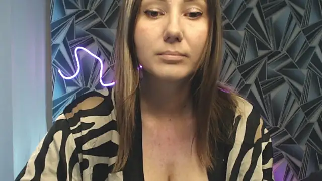 NikkiKiss    online show from 15, 5, 2026