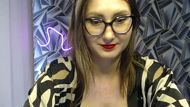 NikkiKiss    online show from 16, 5, 2026