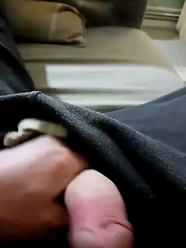 Hertsguy1984 online show from 1, 2, 2026