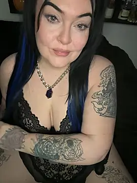 Snapshot of Miss_CurvesXXX chatting on 22, 4, 2026 Miss CurvesXXX online show from 22, 4, 2026