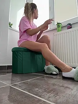 Missolevelvet online show from 24, 3, 2026