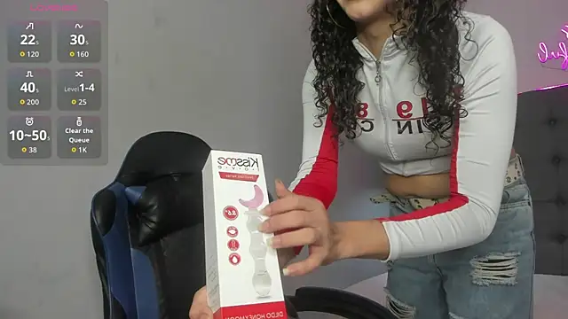 scarletcherry18 online show from 11, 4, 2026