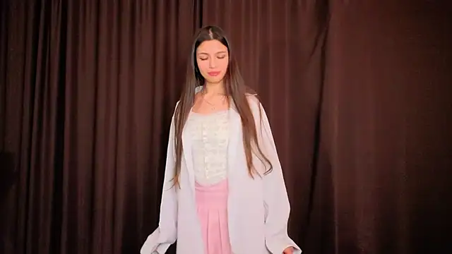 NeliaBermea online show from 15, 1, 2026