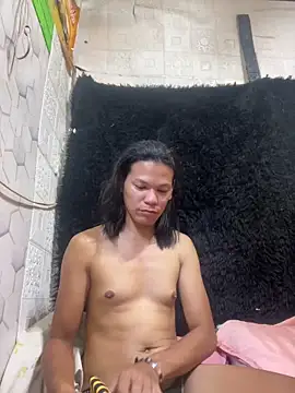 HugeAgatha online show from 15, 6, 2026