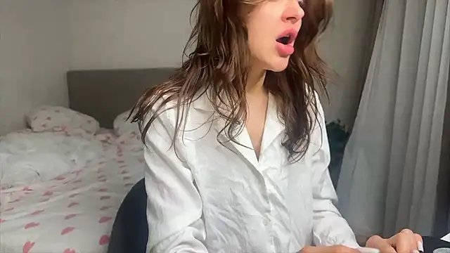 Miss MiaMIA online show from 15, 1, 2026