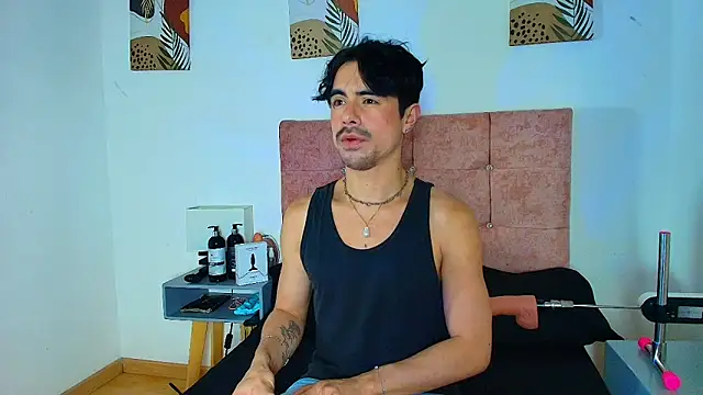 Ethan Briggs  online show from 5, 2, 2026