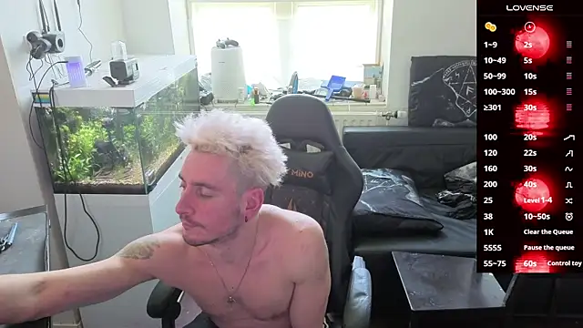 Rayzel White online show from 12, 4, 2026