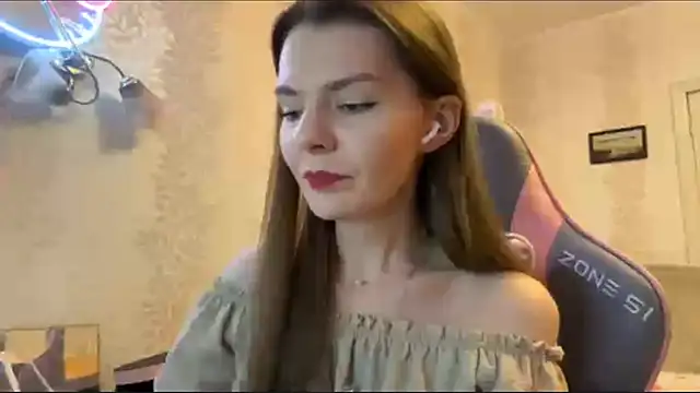 Snapshot of LavondaDeleston chatting on 1, 2, 2026 LavondaDeleston online show from 1, 2, 2026