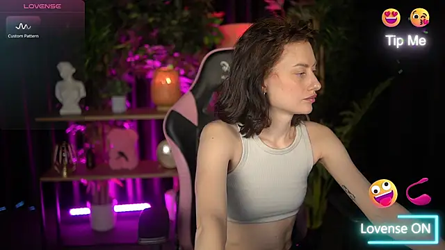 baby luna xo online show from 19, 1, 2026