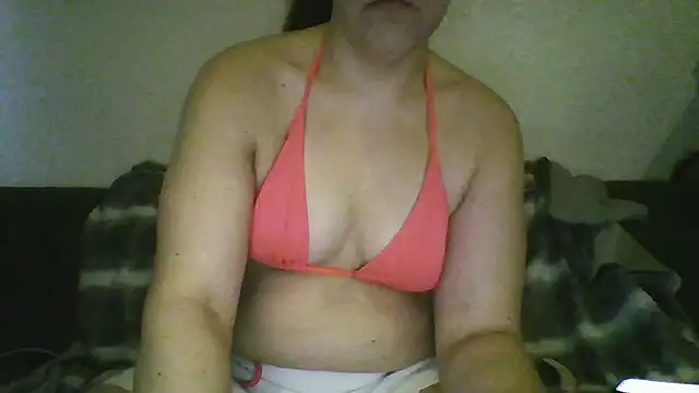 Snapshot of shirley1994 chatting on 13, 1, 2026 shirley1994 online show from 13, 1, 2026