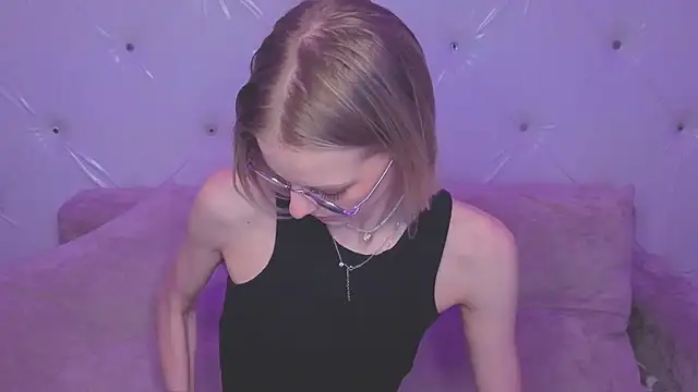 kittie like18 online show from 17, 5, 2026