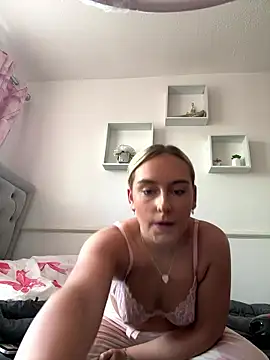 Snapshot of Scarletbx chatting on 15, 1, 2026 Scarletbx online show from 15, 1, 2026