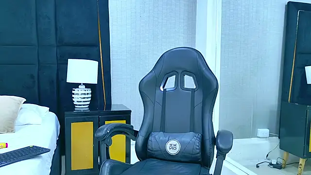 Snapshot of AshleyGingerr chatting on 25, 2, 2026 AshleyGingerr online show from 25, 2, 2026