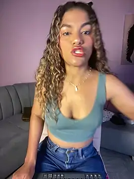 Snapshot of AngelPinkk_ chatting on 18, 3, 2026 AngelPinkk online show from 18, 3, 2026