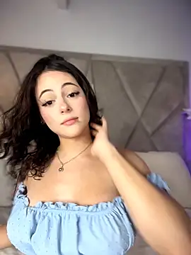 TeaseDollXXX online show from 9, 3, 2026