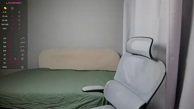 Snapshot of LeonBoykisser chatting on 12, 2, 2026 LeonBoykisser online show from 12, 2, 2026