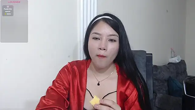 mia girl07 online show from 6, 3, 2026