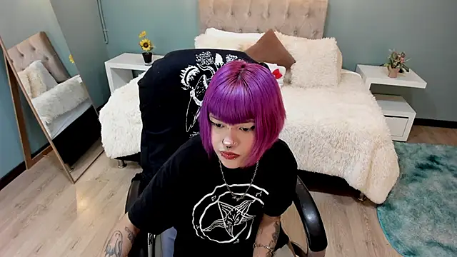 Bela Craxkerr online show from 18, 2, 2026