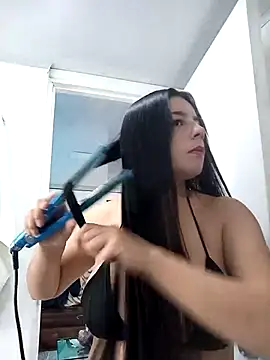 adhara montiel  online show from 12, 2, 2026