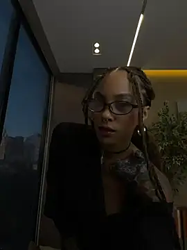 LizStorm  online show from 27, 7, 2026