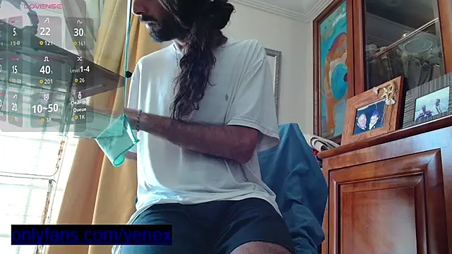 Snapshot of aircum99 chatting on 9, 6, 2026 aircum99 online show from 9, 6, 2026