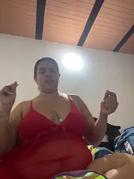 Snapshot of Julissa_x chatting on 12, 2, 2026 Julissa x online show from 12, 2, 2026