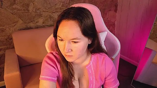 Snapshot of SindieStorm chatting on 12, 2, 2026 SindieStorm online show from 12, 2, 2026