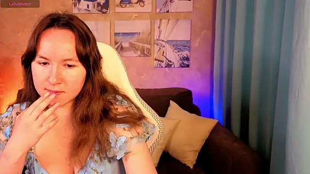 Snapshot of SindieStorm chatting on 3, 4, 2026 SindieStorm online show from 3, 4, 2026