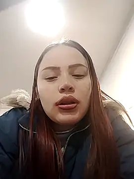 Snapshot of Crystaa12 chatting on 17, 2, 2026 Crystaa12 online show from 17, 2, 2026