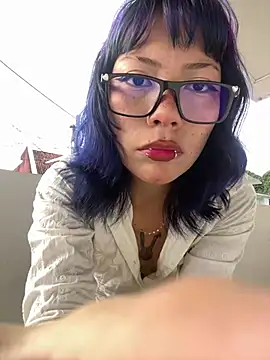 Snapshot of Namii_cute chatting on 18, 1, 2026 Namii cute online show from 18, 1, 2026