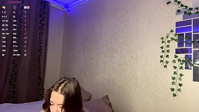 Snapshot of elsadaedra chatting on 29, 4, 2026 elsadaedra online show from 29, 4, 2026