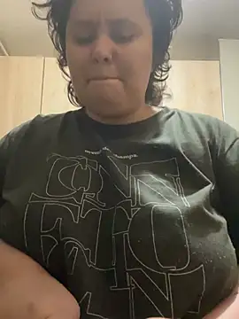 Snapshot of RavenEllieUniverse chatting on 9, 2, 2026 RavenEllieUniverse online show from 9, 2, 2026