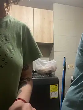 Snapshot of RavenEllieUniverse chatting on 17, 2, 2026 RavenEllieUniverse online show from 17, 2, 2026