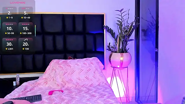 Emma collins01 online show from 27, 3, 2026