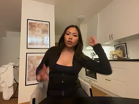 TitiTinyThai online show from 6, 4, 2026