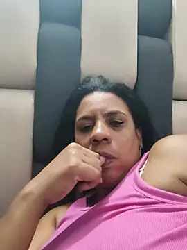 Zeyllyjhonson online show from 28, 6, 2026