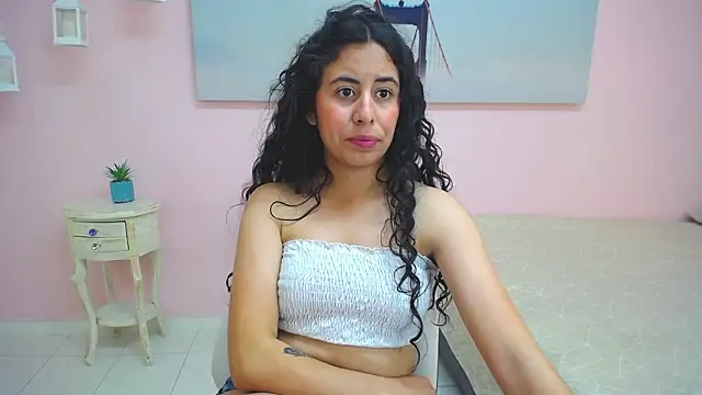 Snapshot of scarlett_clyde chatting on 11, 2, 2026 scarlett clyde online show from 11, 2, 2026