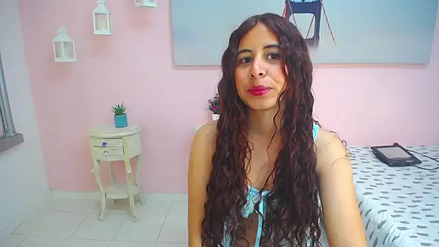 Snapshot of scarlett_clyde chatting on 27, 2, 2026 scarlett clyde online show from 27, 2, 2026