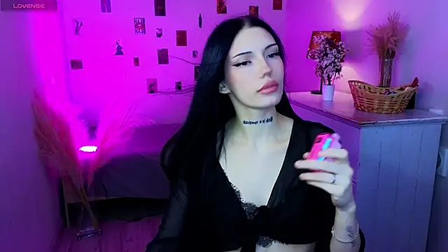 Snapshot of Kelly__Bunny chatting on 20, 6, 2026 Kelly Bunny online show from 20, 6, 2026
