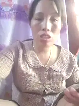 Gummiesu online show from 9, 4, 2026