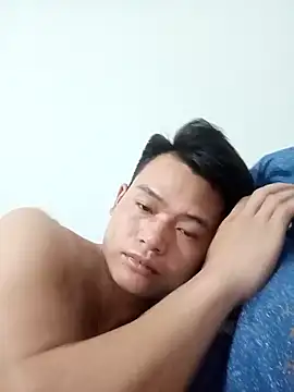 Maycute18 online show from 28, 2, 2026