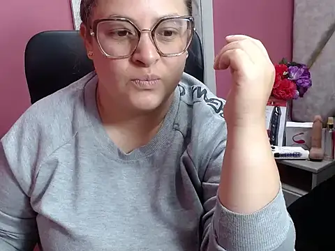 Sarah Boobs  online show from 25, 2, 2026